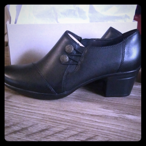 clarks emslie warren